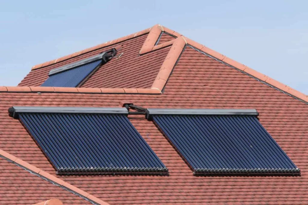 Photovoltaikanlage auf Einfamilienhausdach: Solarstrom für den Eigenverbrauch