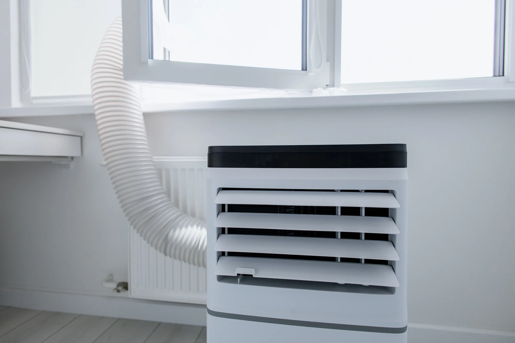 Monoblock-Klimaanlage mit Schlauch nach draußen
